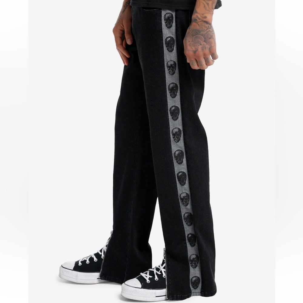Zipper Skull Black Jeans NWT